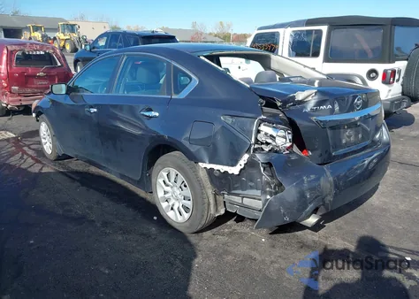 2015 Nissan Altima 2.5 S z USA, uszkodzony, nr VIN 1N4AL3AP1FC223069